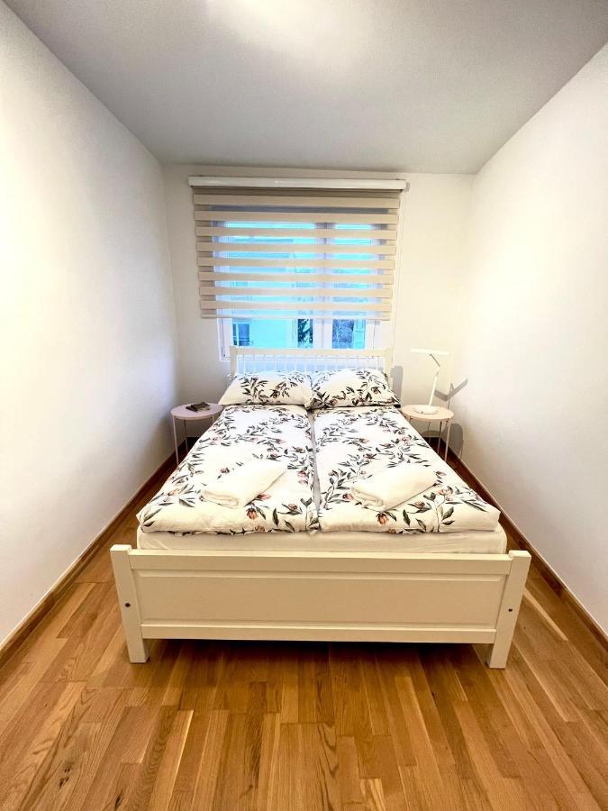 Spacious Apartment With Terrace เวียนนา ภายนอก รูปภาพ