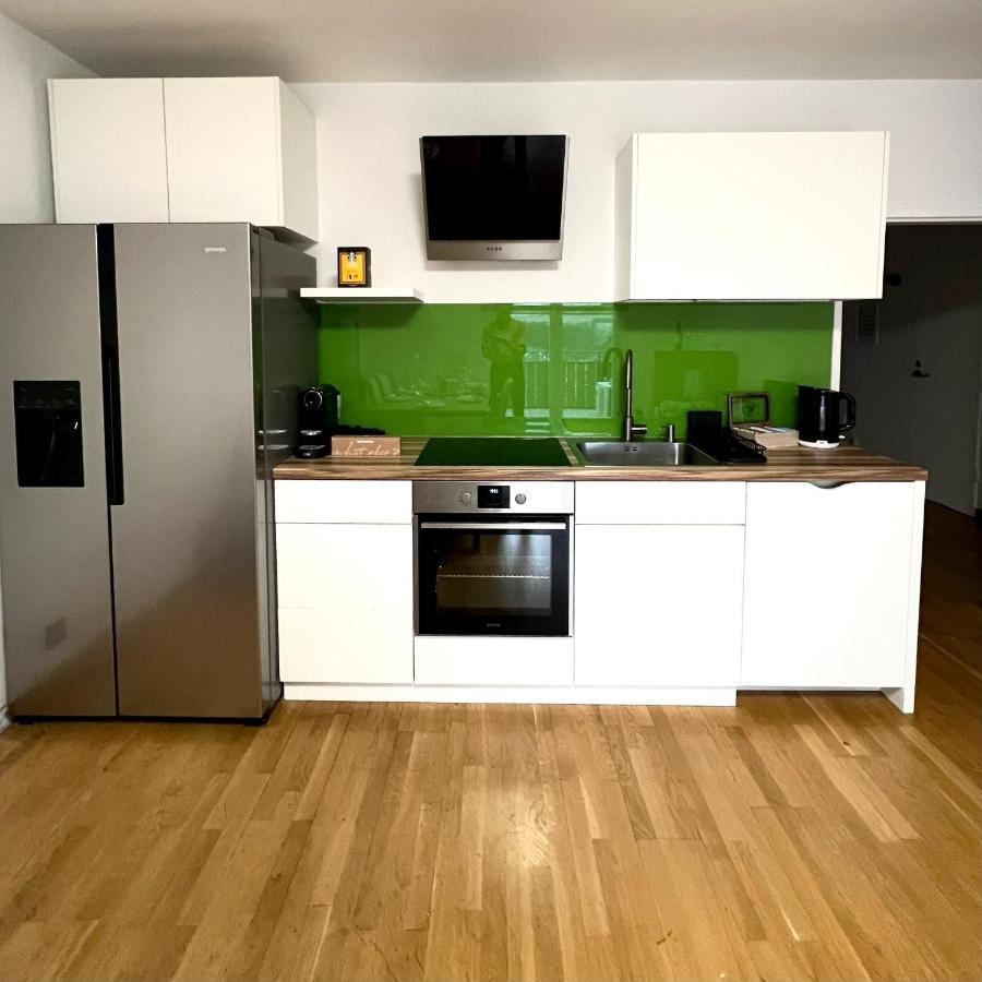 Spacious Apartment With Terrace เวียนนา ภายนอก รูปภาพ